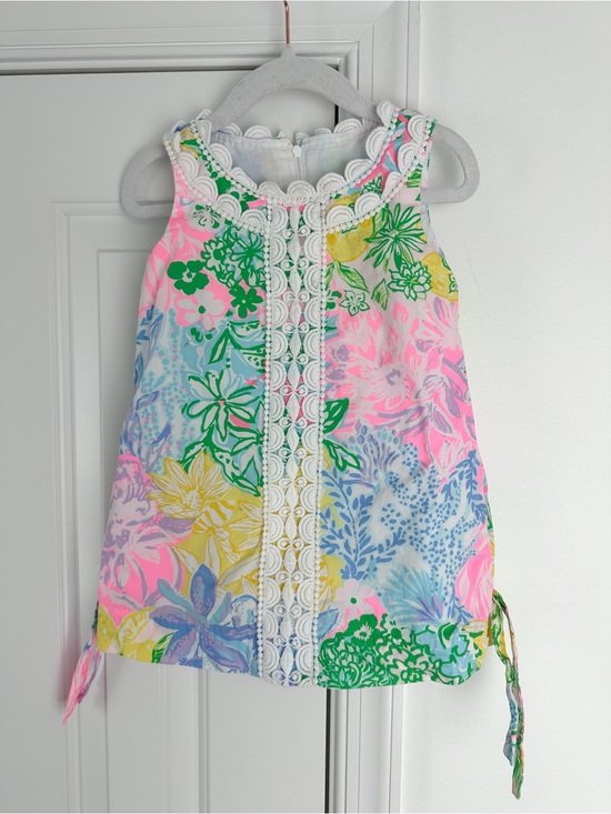 Lilly Pulitzer Other - Lilly Pulitzer floral shift dress girls size 2T